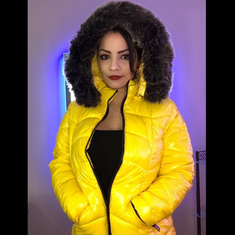 Size Medium How Dare U yellow fur-lined hood coat